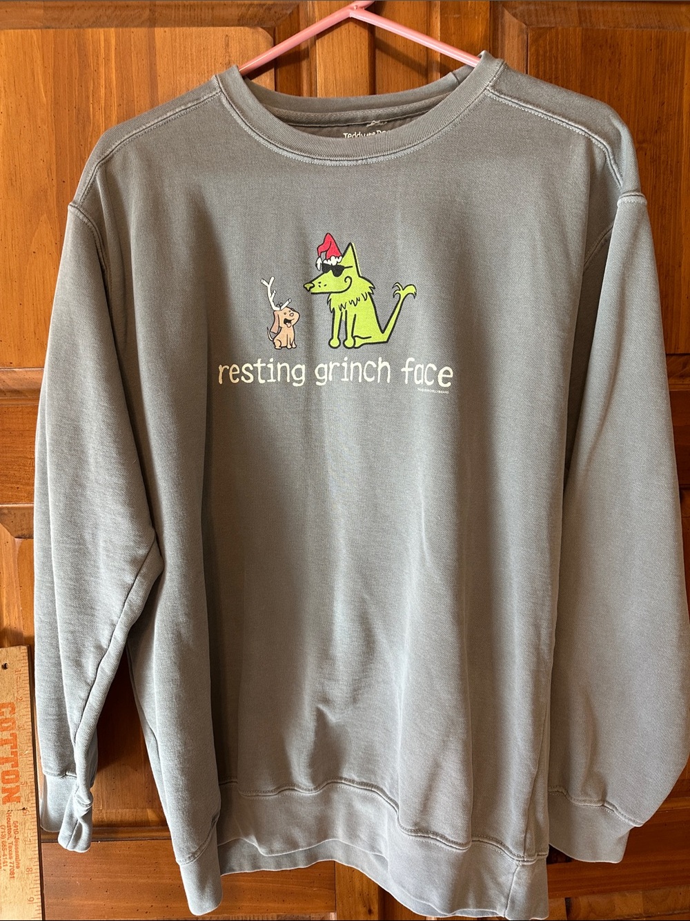 Teddy the Dog Women's 'Resting Grinch Face' Graphic Crewneck Sweatshirt M